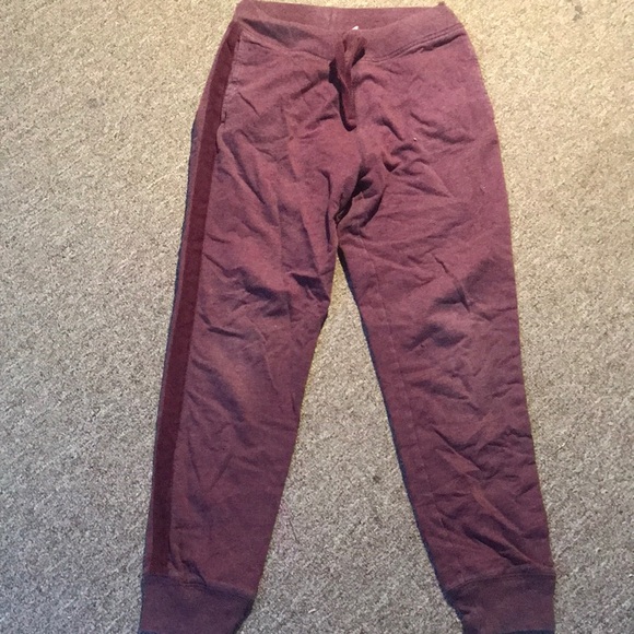 The Children's Place Other - Boys red joggers 🏃♂️🏃♂️